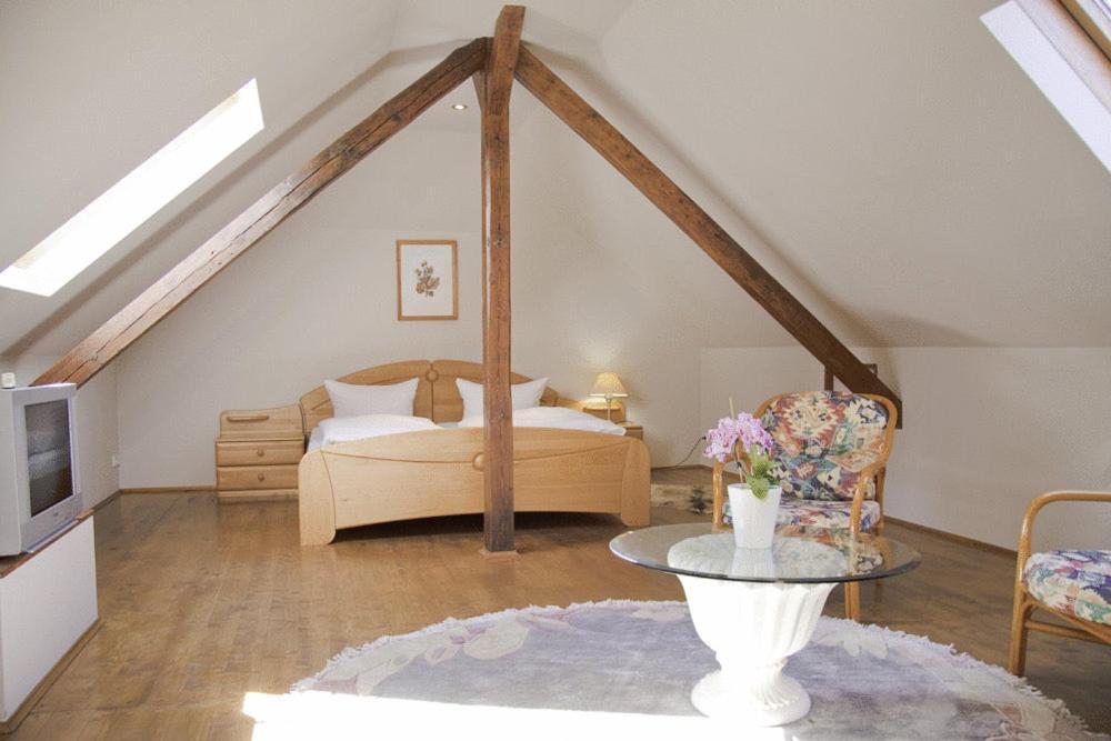 Gasthof Schloss Hubertus Erfurt Room photo